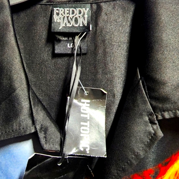 Freddy Vs. Jason Freddy Sublimated Woven Button-Up - Picture 7 of 7